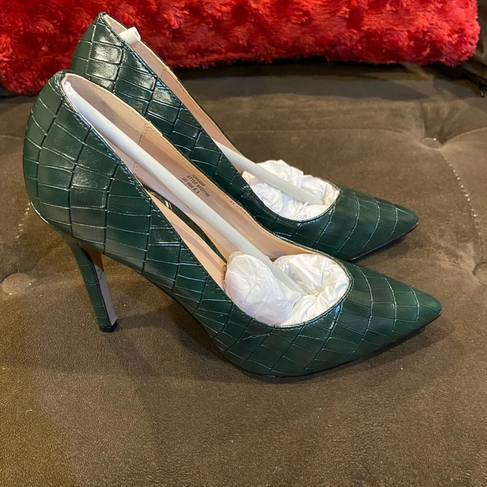 TORGEIS heels - Picture 3 of 6